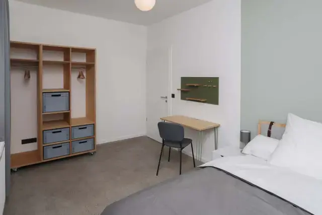 Zimmer in der Mullerstrasse A