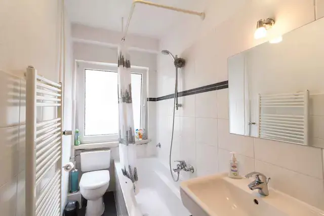 Zimmer in der Emil-Claar-Strasse