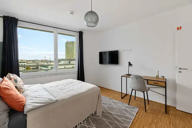 Zimmer Rooms view 1