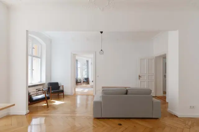 Gormannstrasse 19A,
10119 BerlinDE-01-263-001H