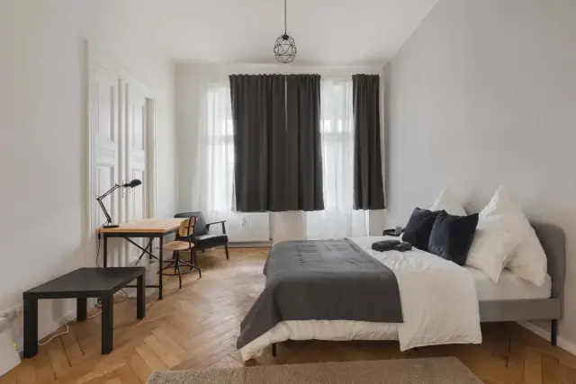 Zimmer in der Flughafenstrasse