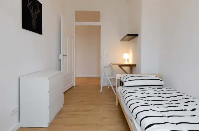 Zimmer in der Einsteinstrasse