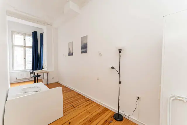 Room 4