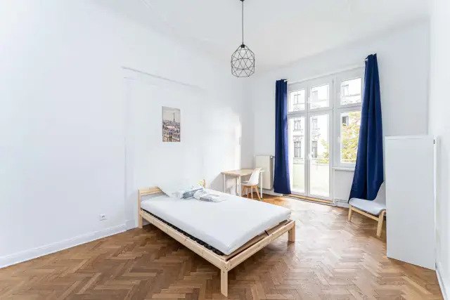 Room 4