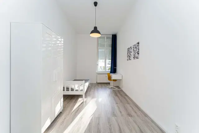 Room 1