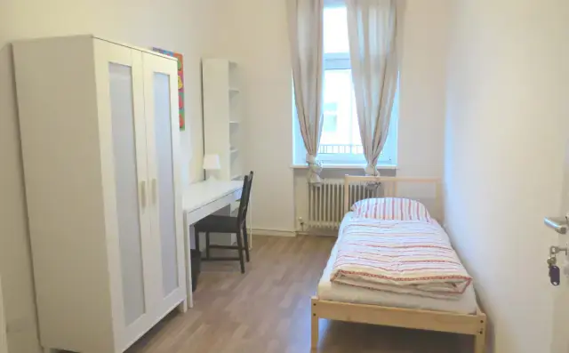 Zimmer in der Karl Marx Strasse