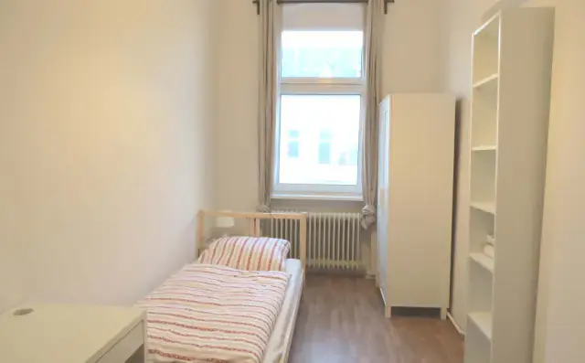 Zimmer in der Karl Marx Strasse
