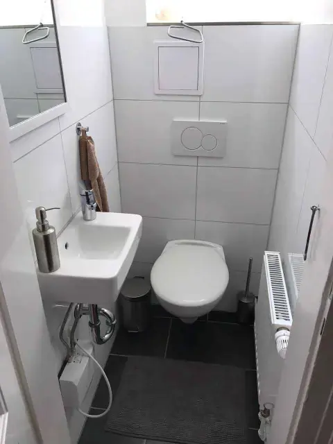 Zimmer in der De-Neufville Strasse
