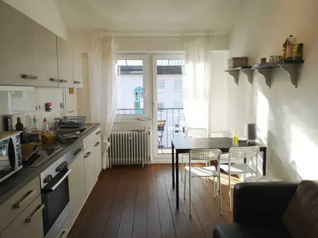 Zimmer in der De-Neufville Strasse