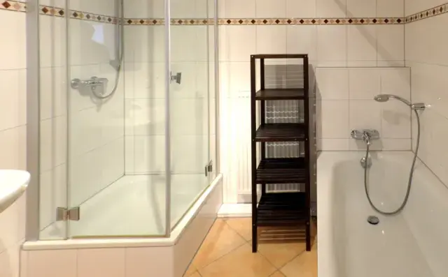 Zimmer in der Renoirallee a