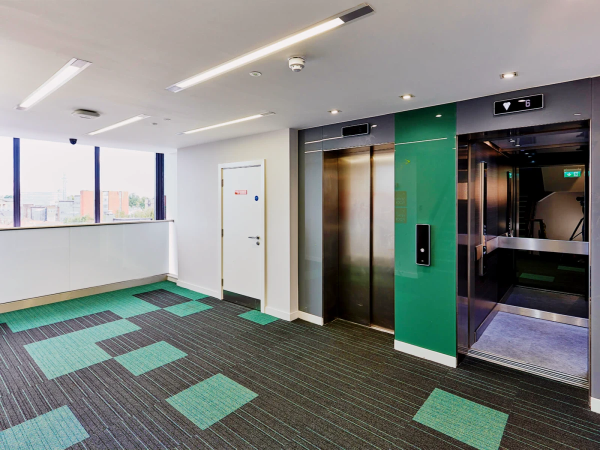 Piccadilly Residence