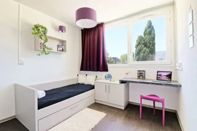 Studio Rooms view 1
