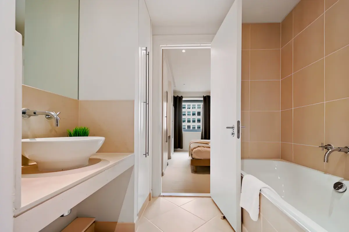 2 Bedroom Apartment