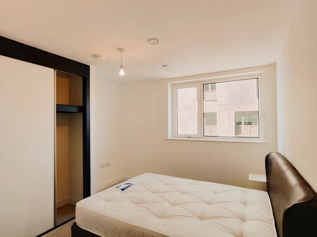 2 Bed / 2 Bath