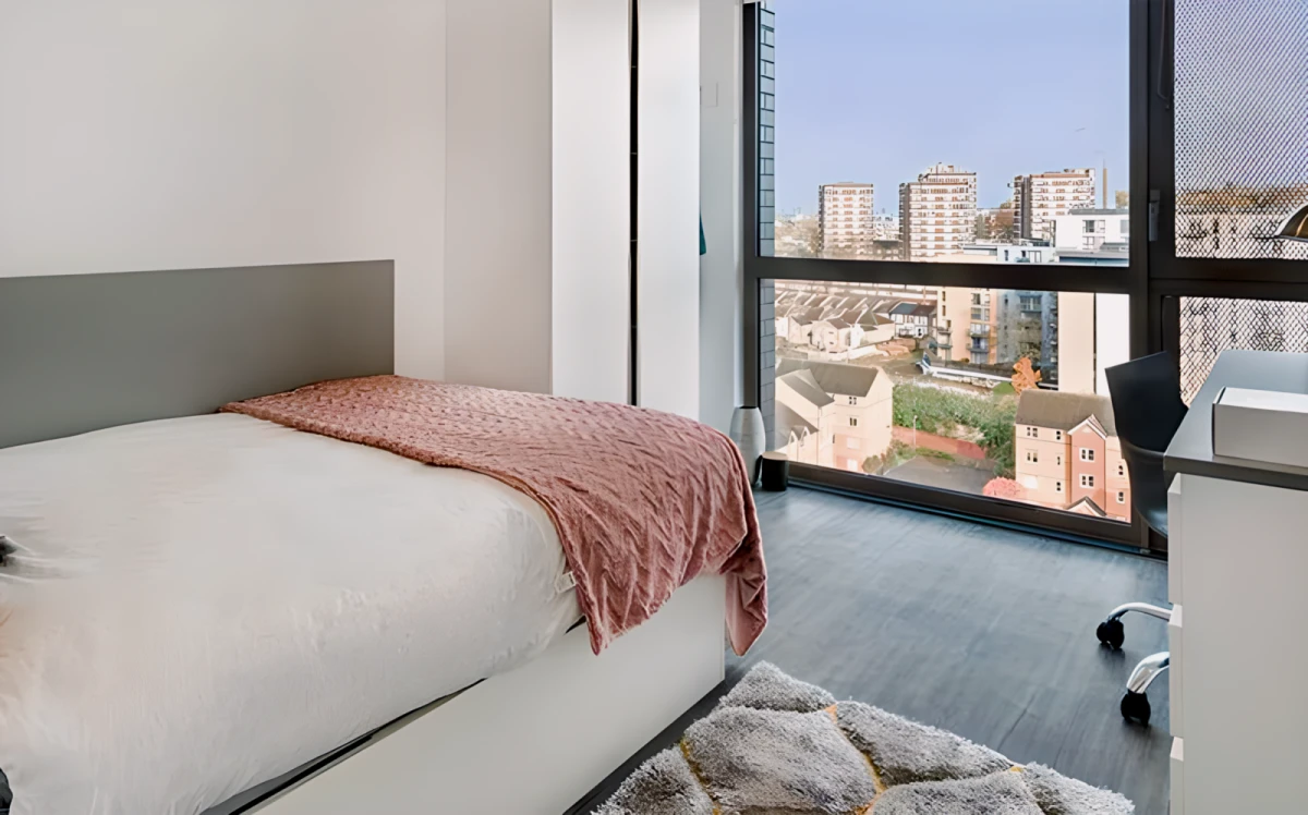Single Bedroom