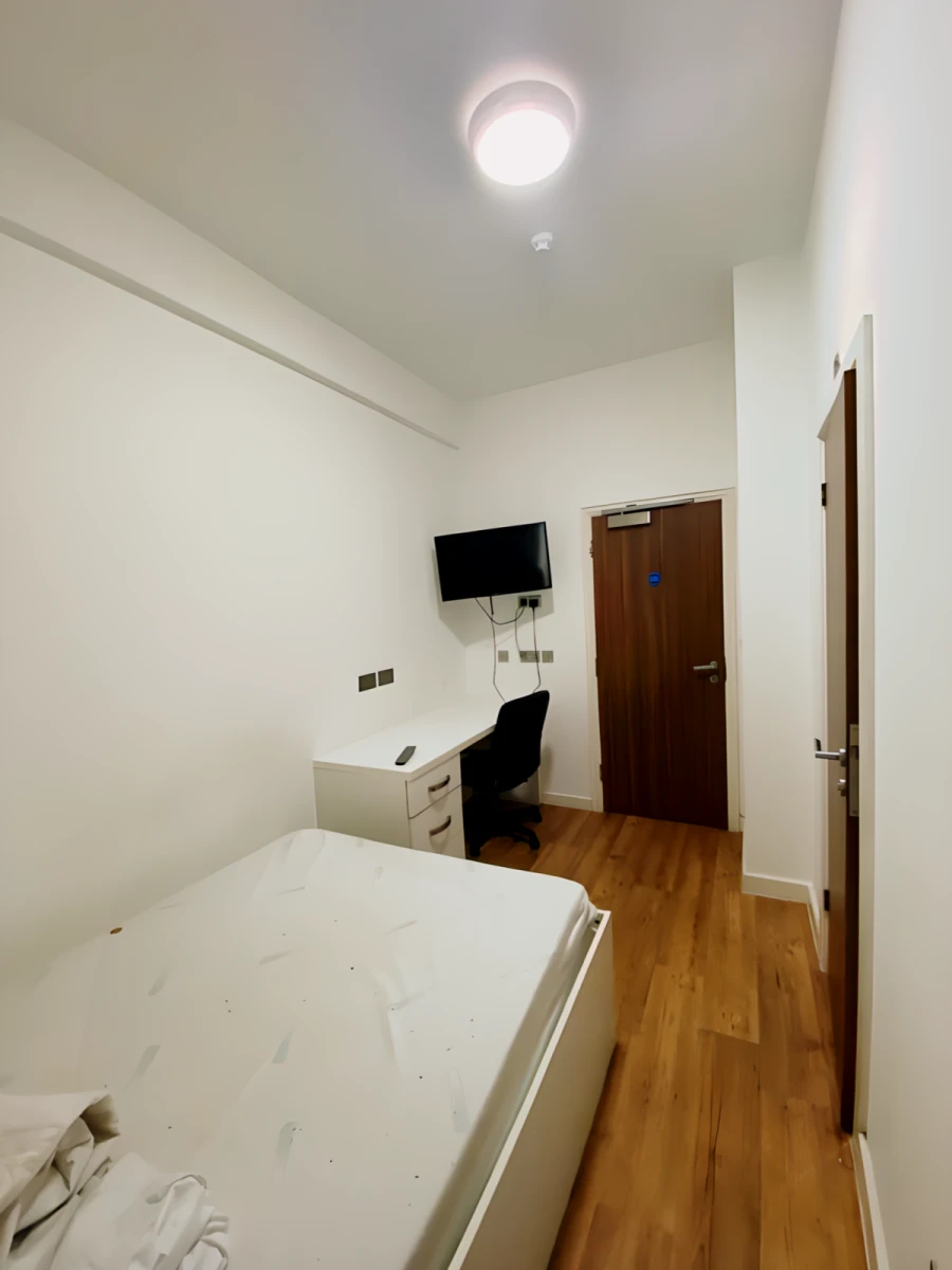 Ensuite