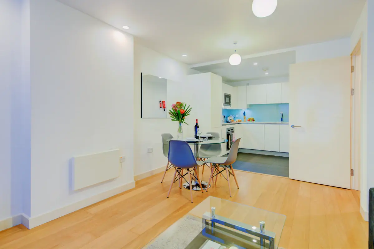 Cleyro Serviced Apartments, Bristol BS1 6BX