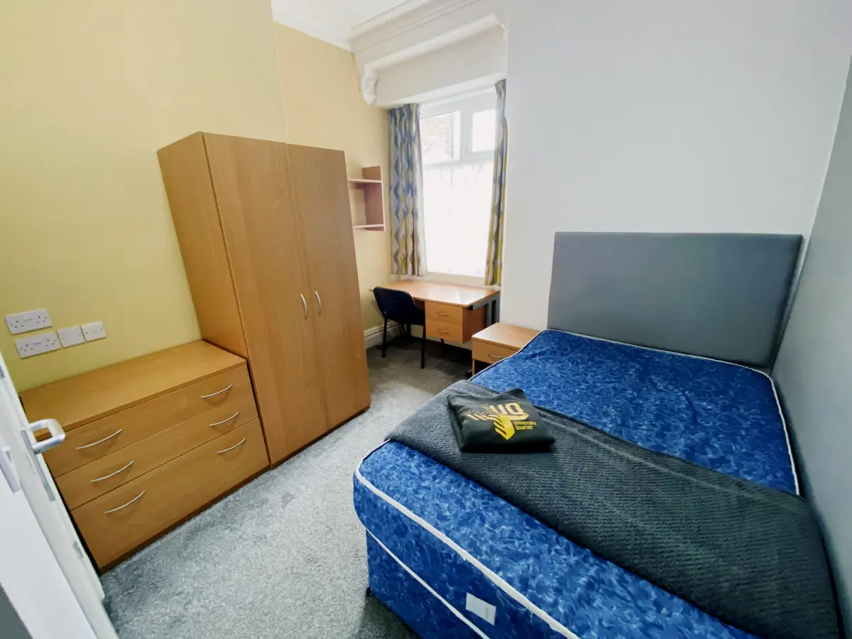 Room 2 - Medium