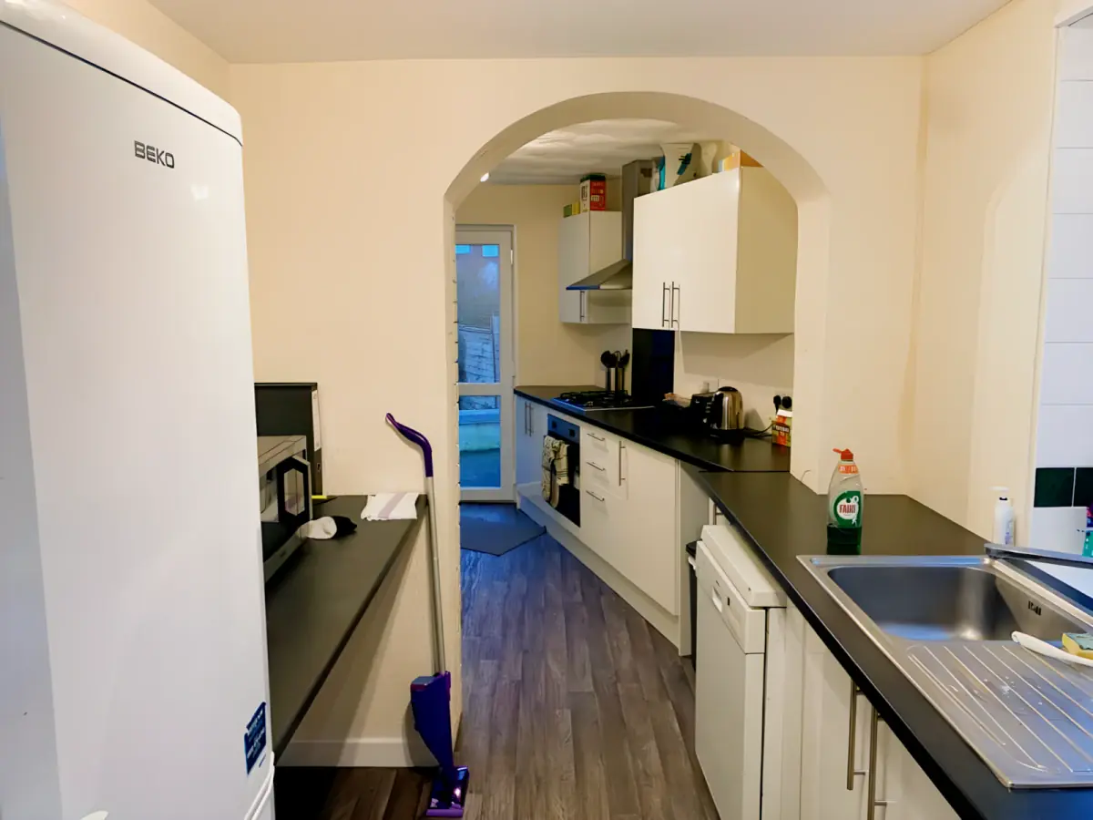 Lodge Causeway, BS16
