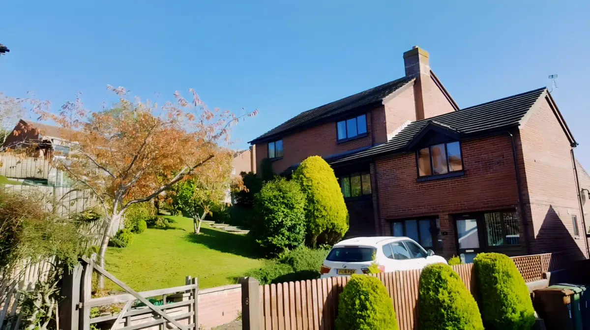 Valley Park Close EX4