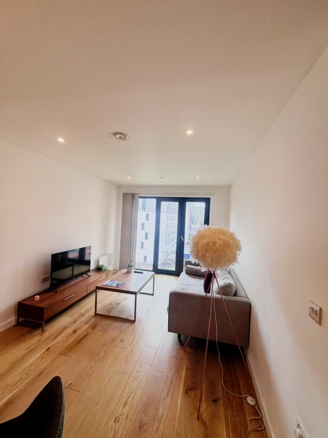 Entire Place·2B2B···Windmill Street