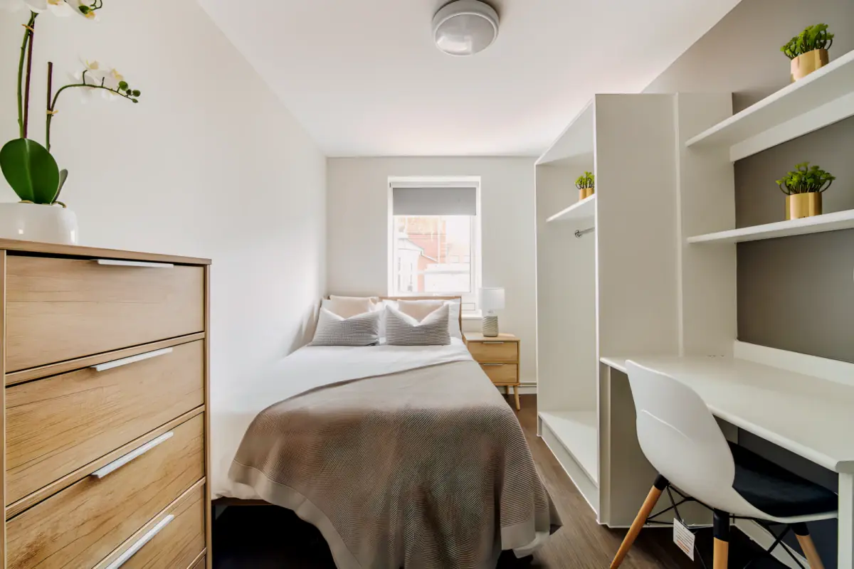 Flat 2, 4 Rob Roy House