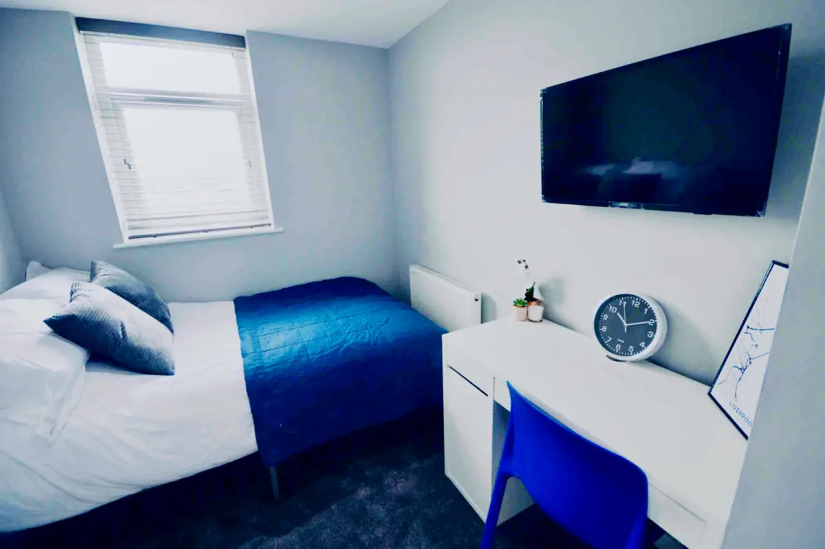 3 Beds 2 Baths