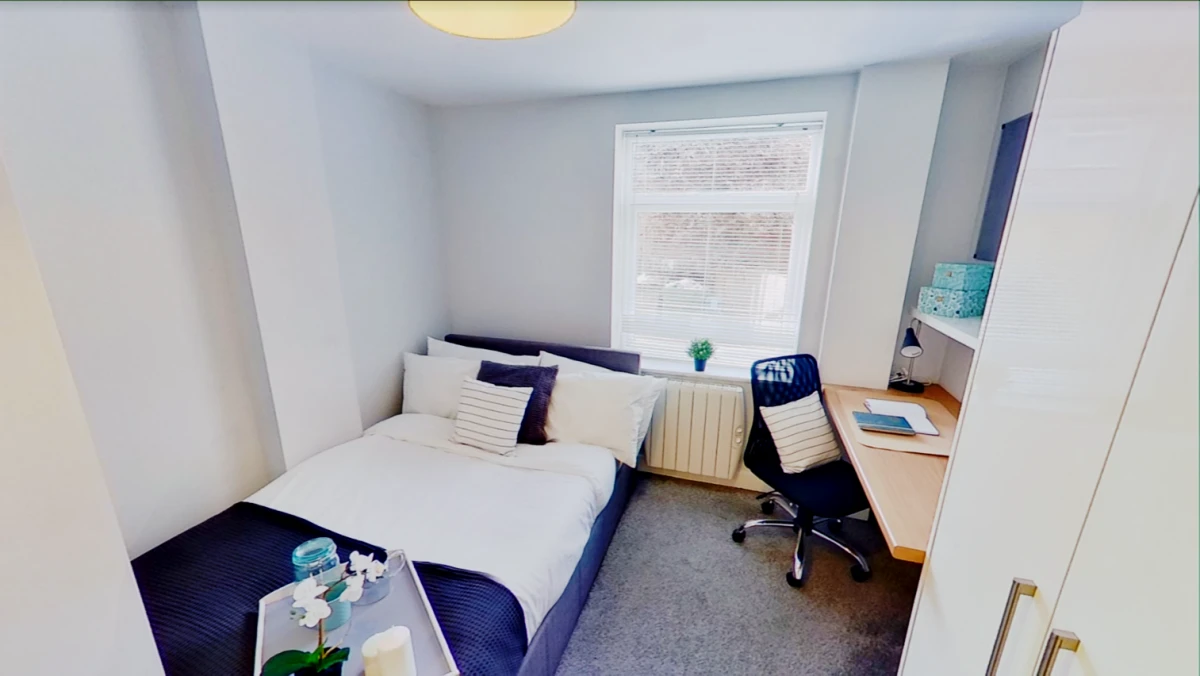 Cluster Ensuite
