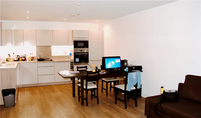 2 Bed / 2 Bath