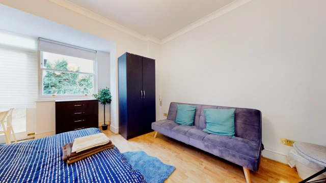 2 Bed / 1 Bath