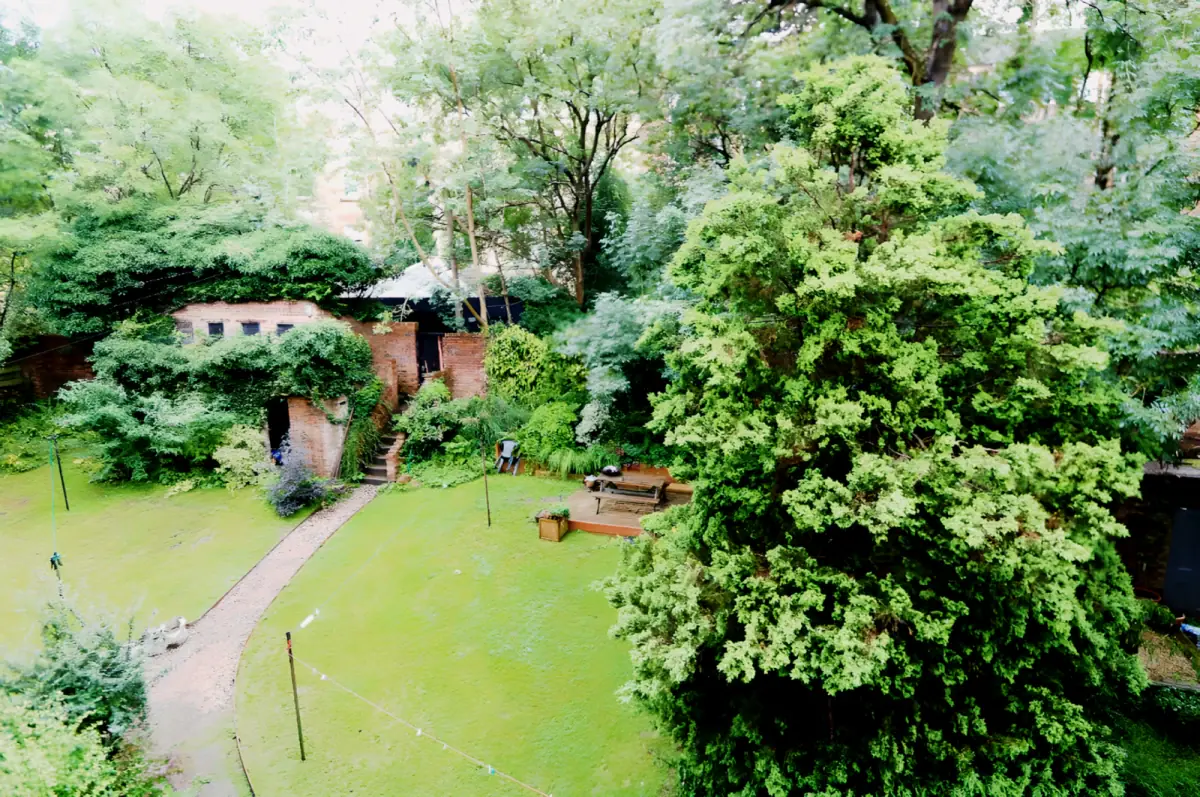 Outdoor Features