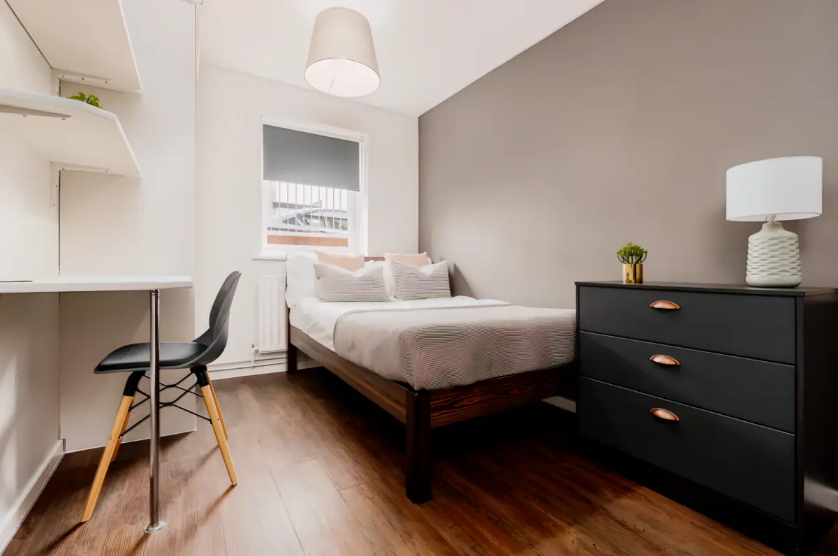 Flat 1, 28 Church Street