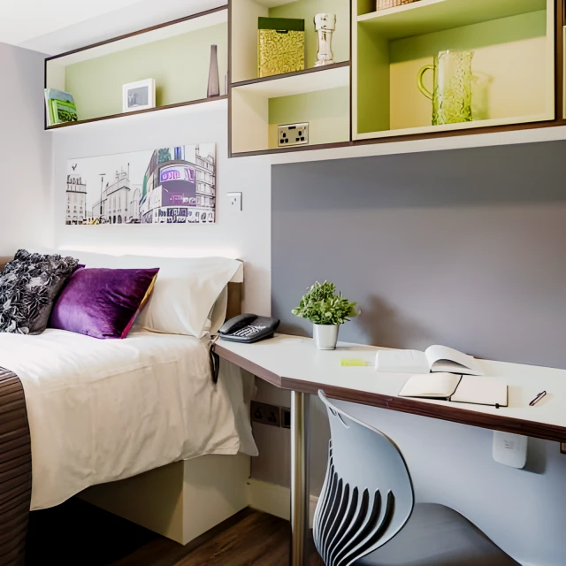 Property resident preview 4