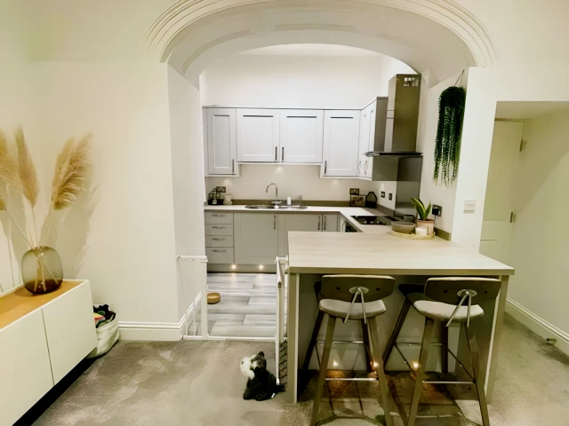 1 Bedroom 1 Bathroom