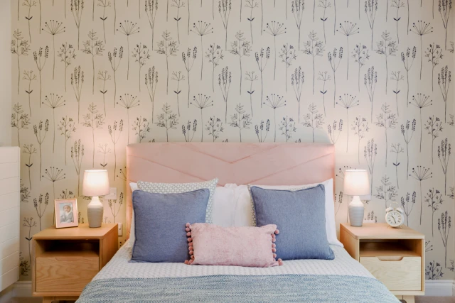 The Ridgeway, NW7