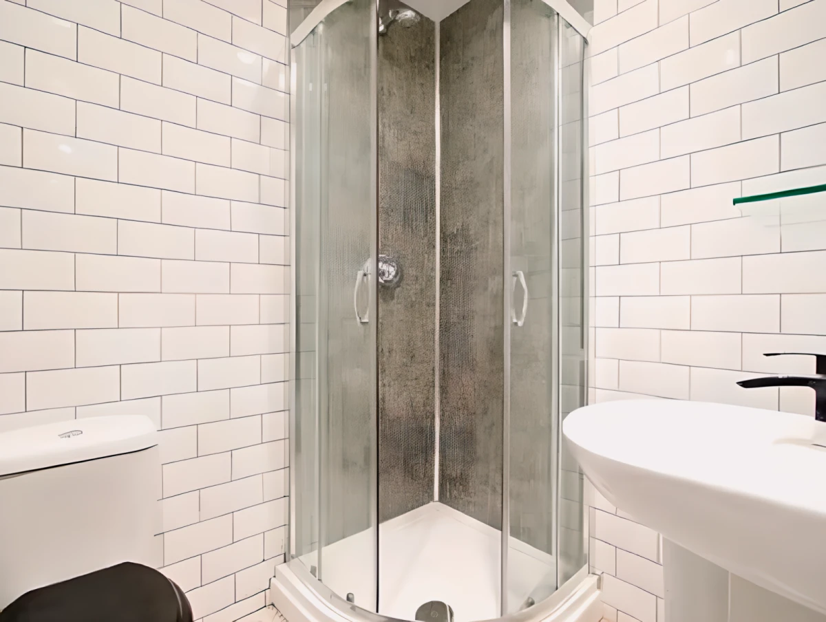 1 Bedroom 1 Bathroom