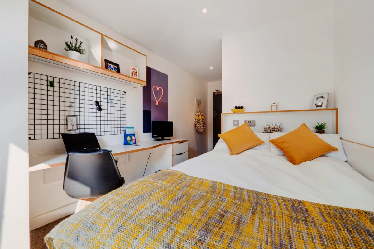 Property resident preview 7
