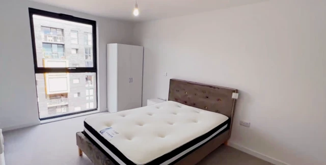 2 Bedrooms 2 bathrooms