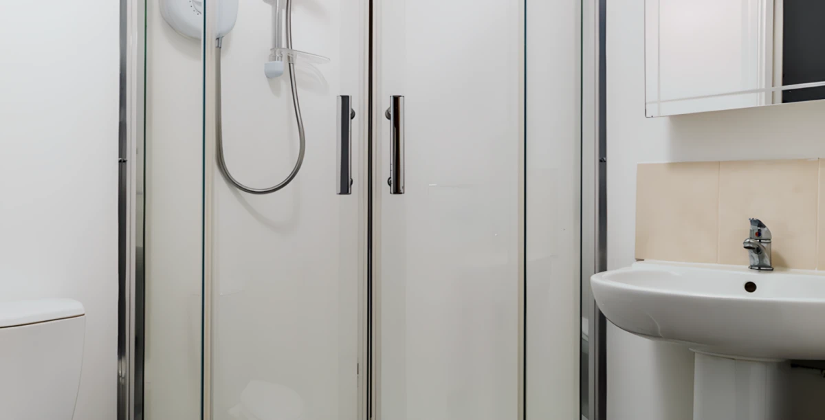 En-Suite 1