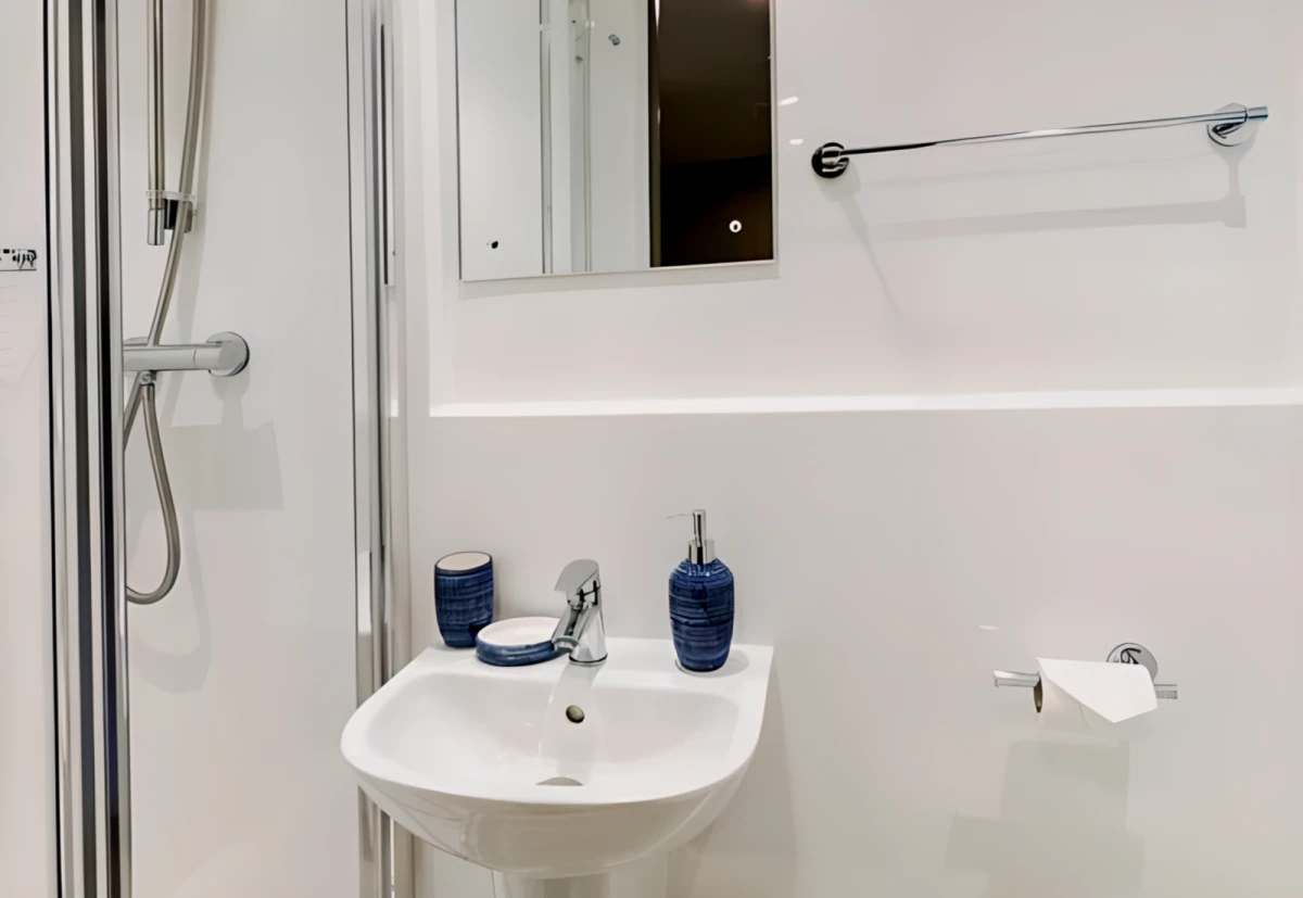 Classic En-Suite