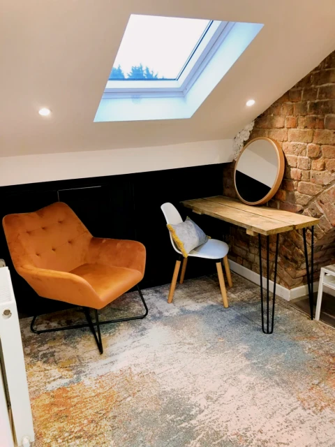 Characteristic Victorian terrace- 5 bedroom house