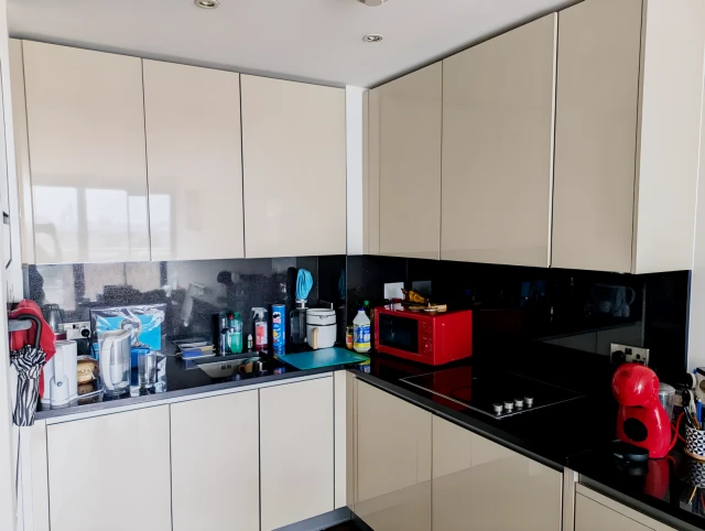 1 Bedroom 1 Bathroom