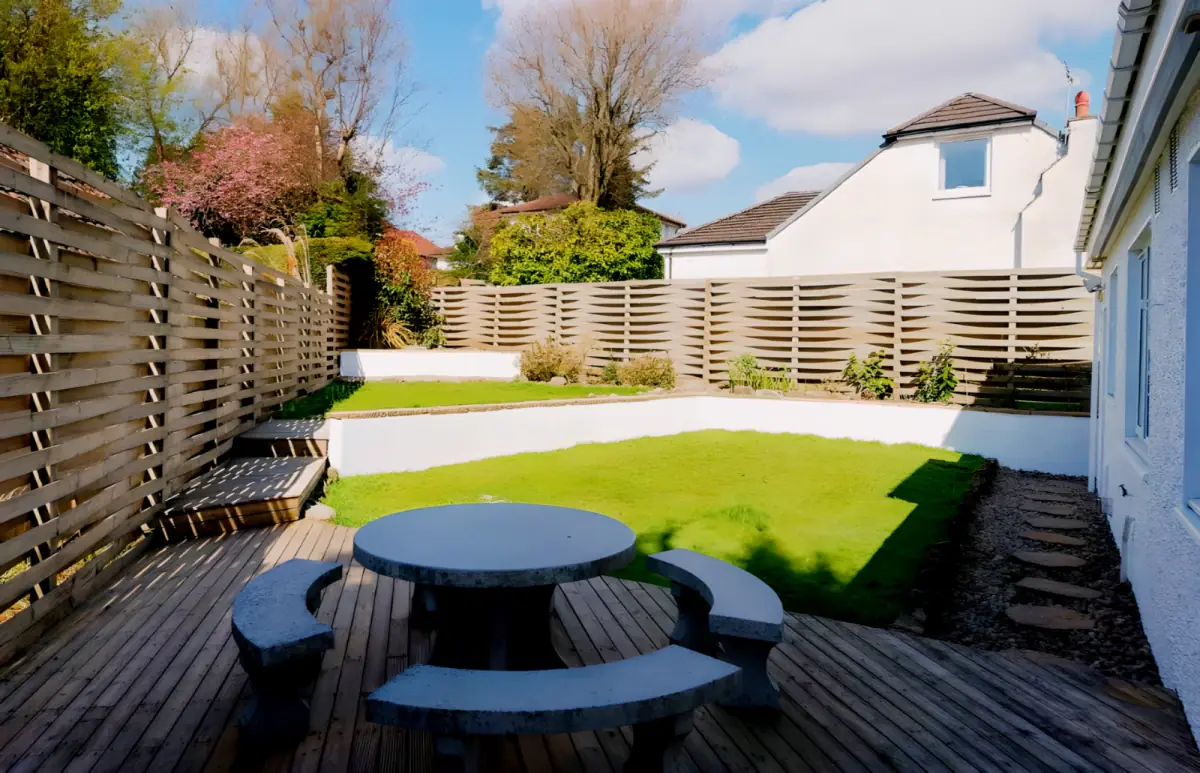 Outdoor Features