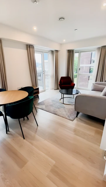 2 Bedroom 2 Bathroom Flat306