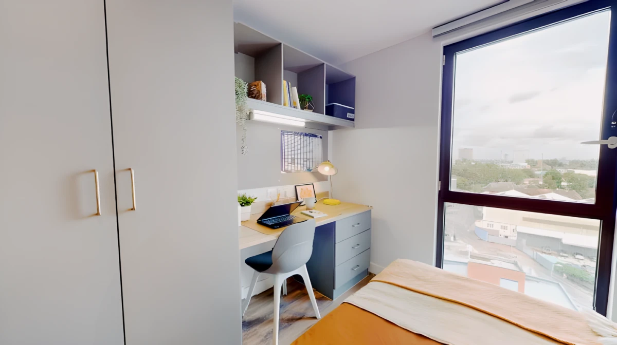 iQ Weaver Place