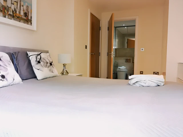 2 Bedroom 2 Bathroom