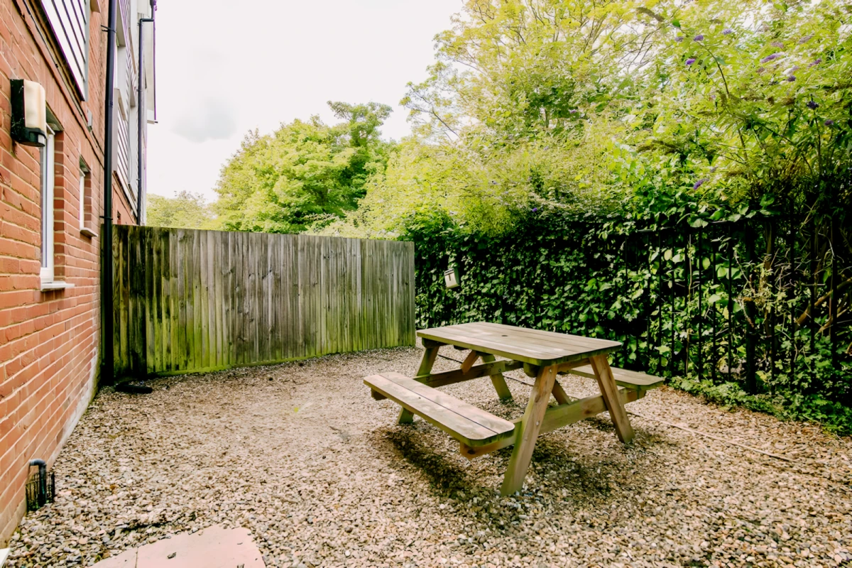 Outdoor Features