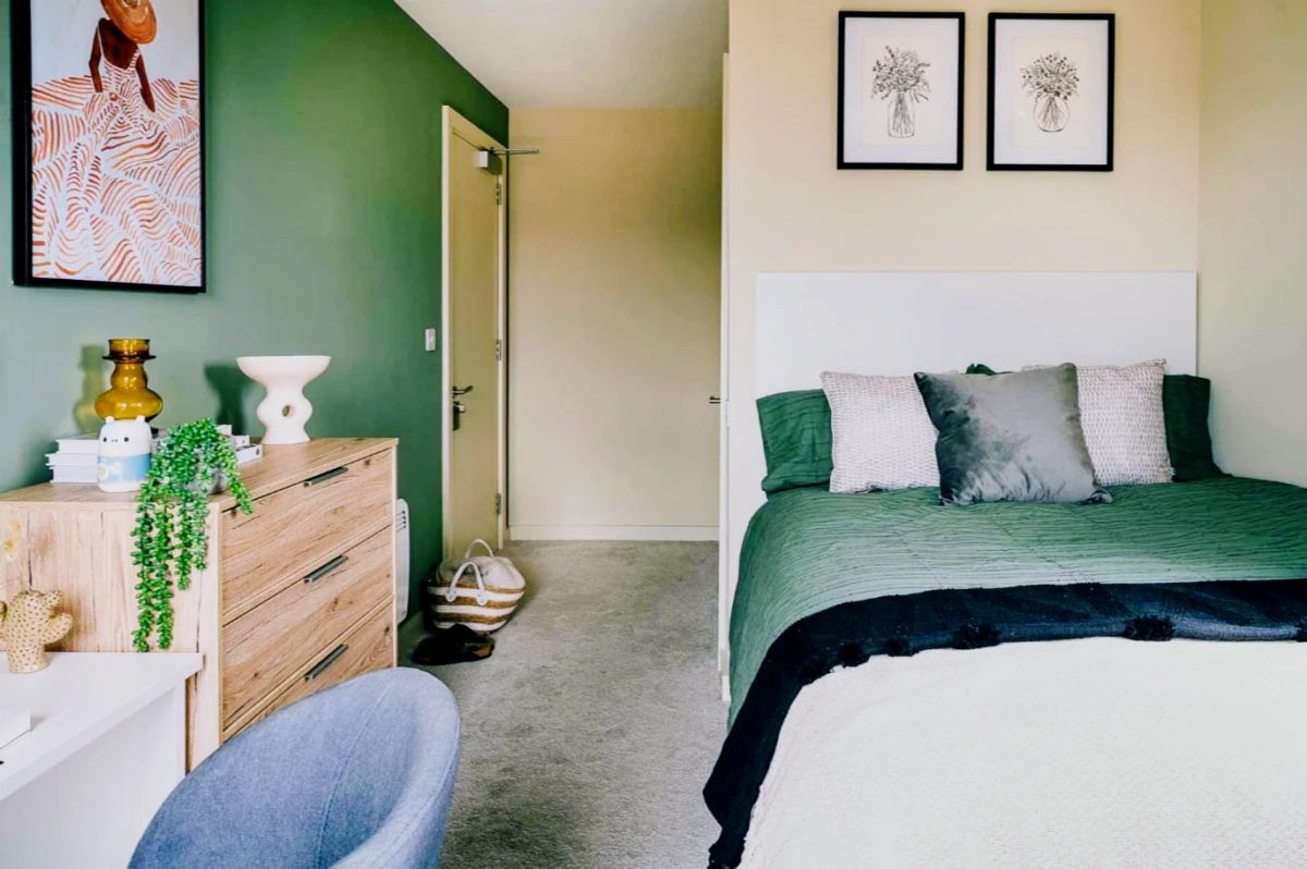 Property resident preview 4