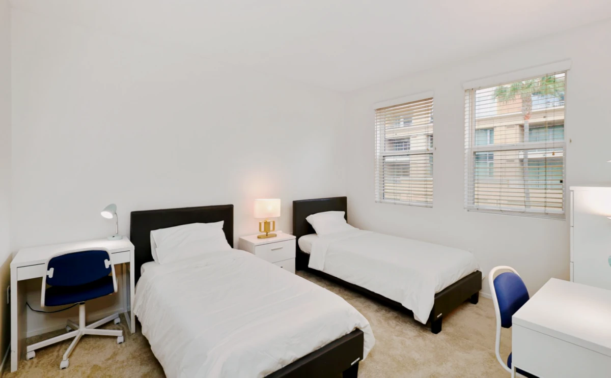 Shared Room in 2 bed