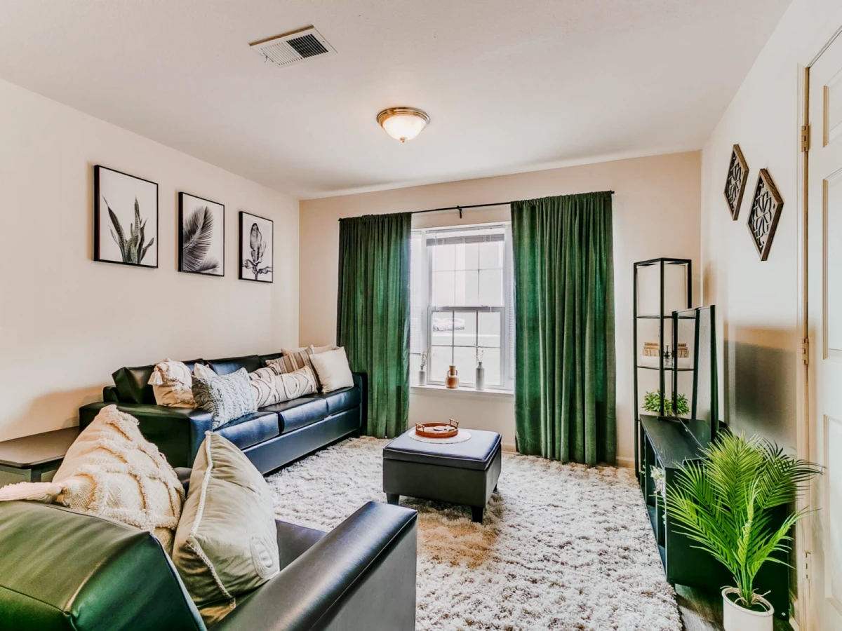 2BR/2BA Rooms view 1